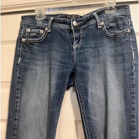 Premiere by Rue 21 Women’s Low Rise Skinny Jeans - Picture 3 of 10